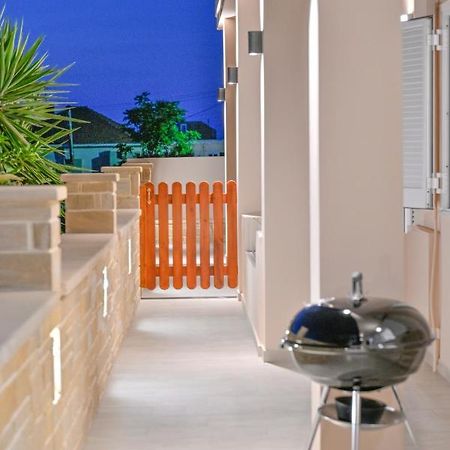 Artemis No.2 Apartment กิสเซมอส ภายนอก รูปภาพ