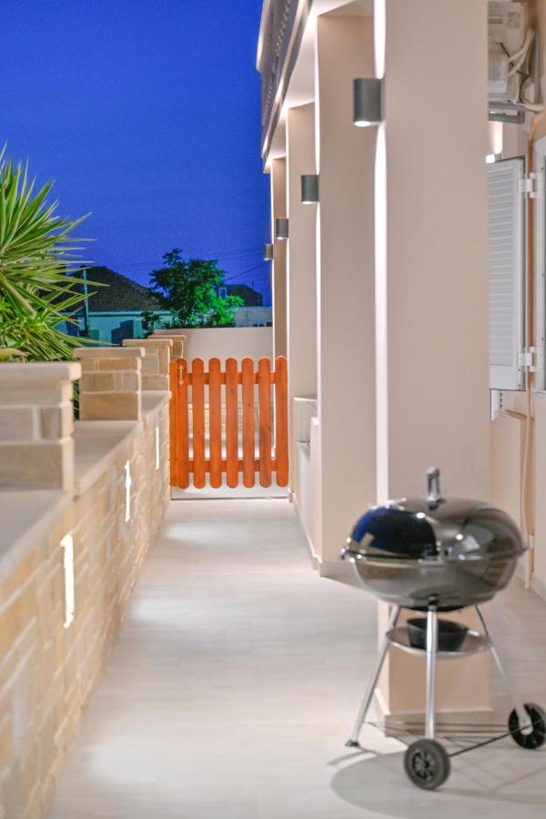 Artemis No.2 Apartment กิสเซมอส ภายนอก รูปภาพ